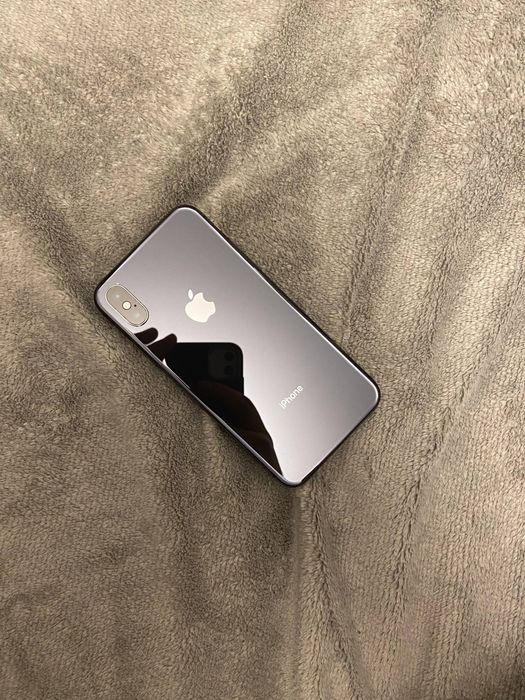 Айфон х в хорошем состоянии