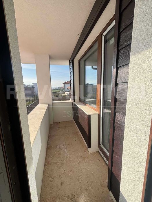 Двуетажна къща в с. Гурмазово