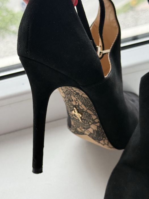 Обувки Летни боти. Велюр.