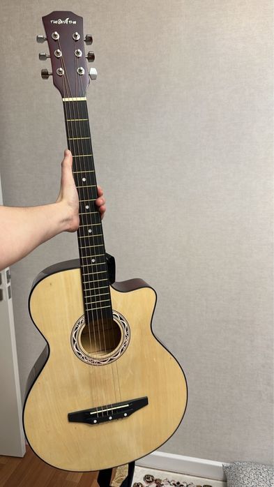 Продается гитара