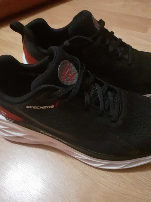 Skechers Air Cooled Memory Foam, nr.43,45,41 diverse modele