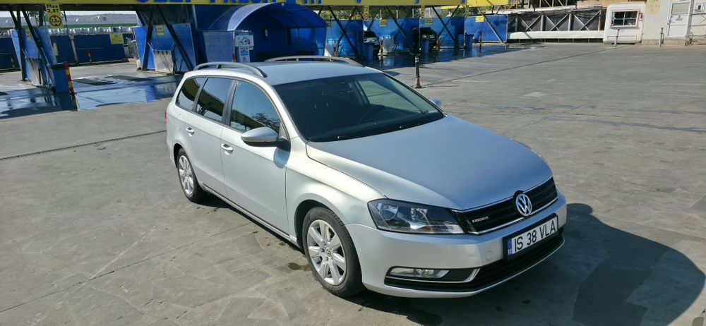 VOLKSWAGEN Passat 2013 — imagine 1