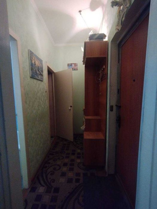 СРОЧНО !! Продается квартира в Яшнабаде 1/4/4 ( 33 кв/м ) Авиасозлар 4