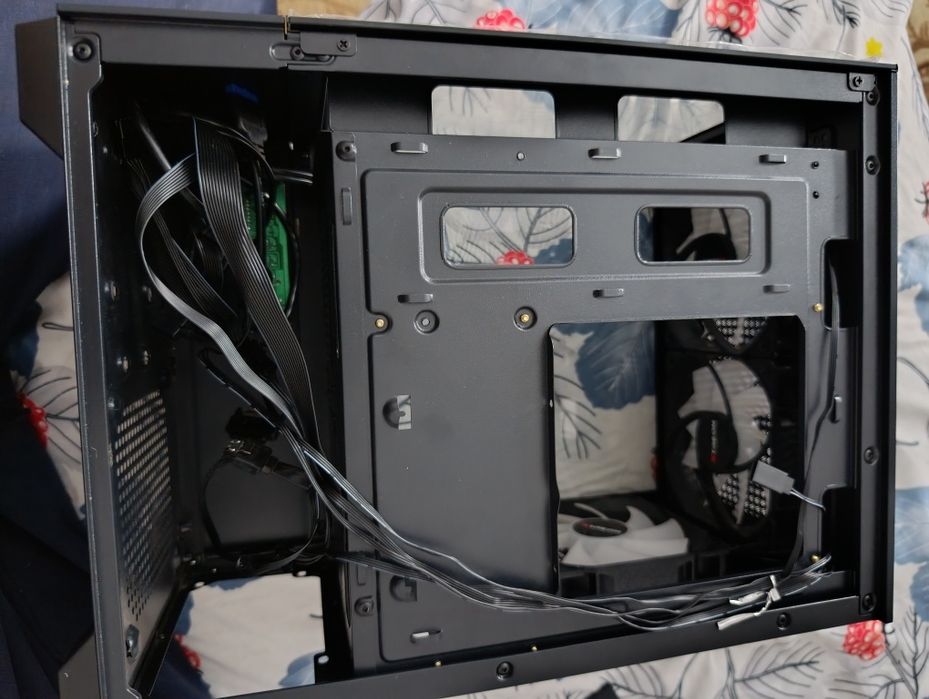 Продам корпус Xtreon