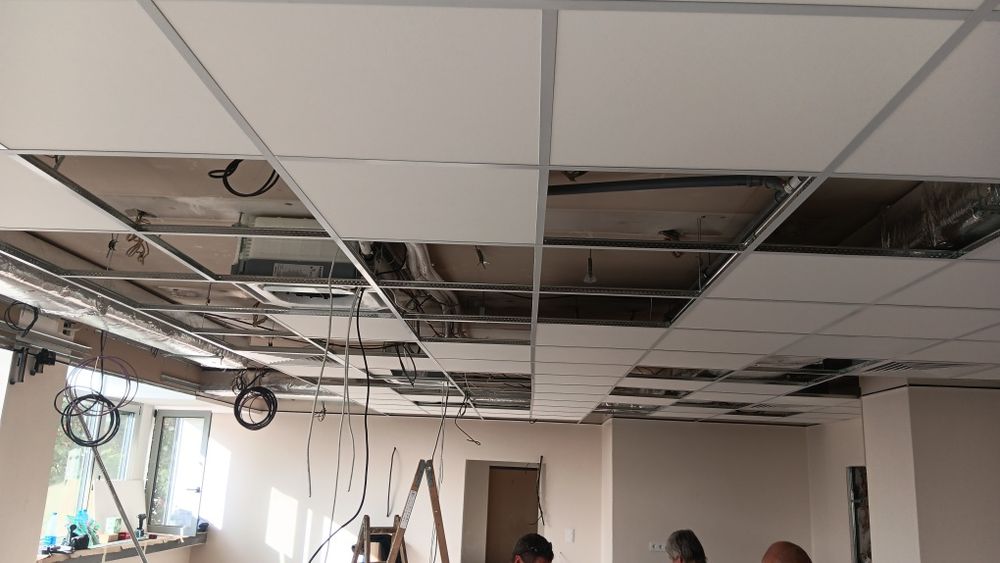 Окачени растерни  тавани за офиси