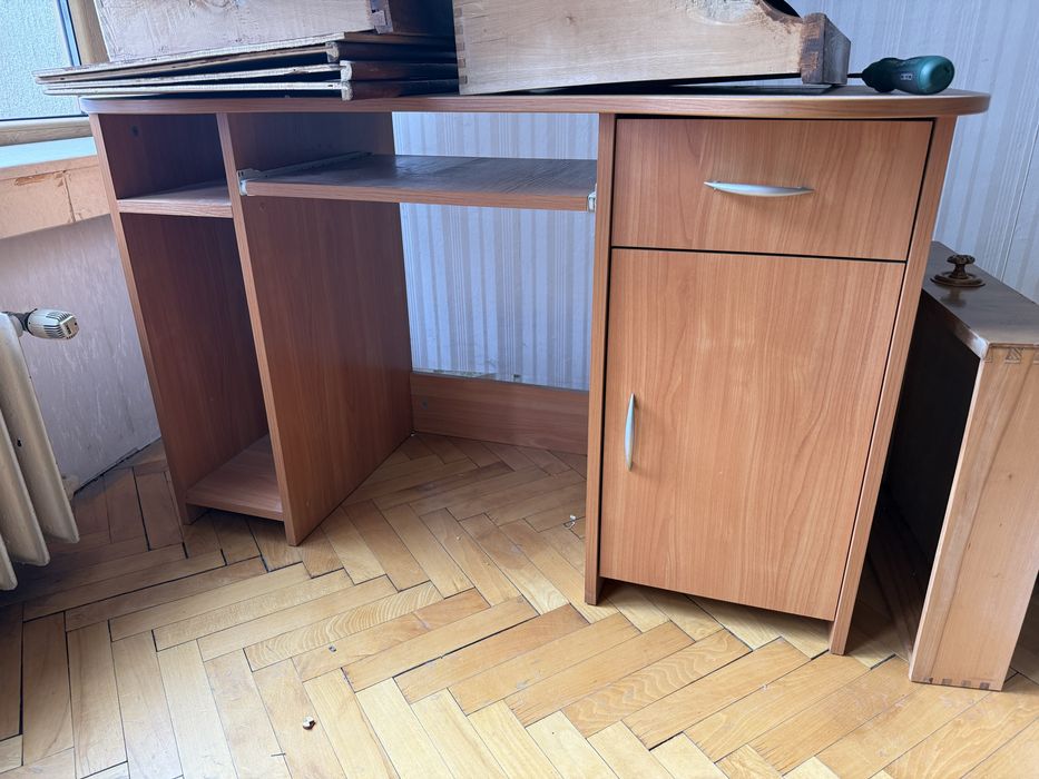 Пдч бюро имитация на дърво