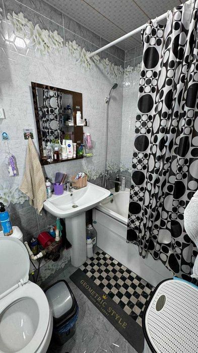 Фрунзиский KIUF 2-xona yevro remont ID: 1382