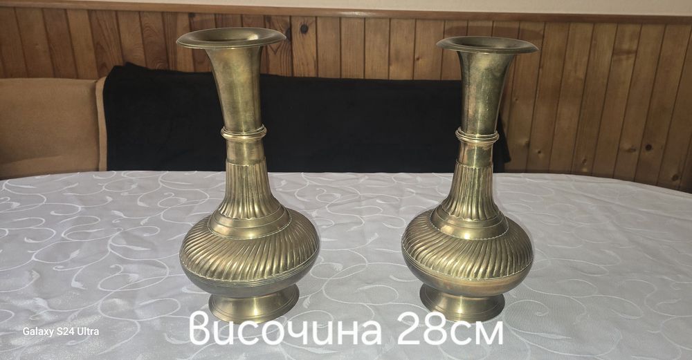 Бронзови статуетки и други неща