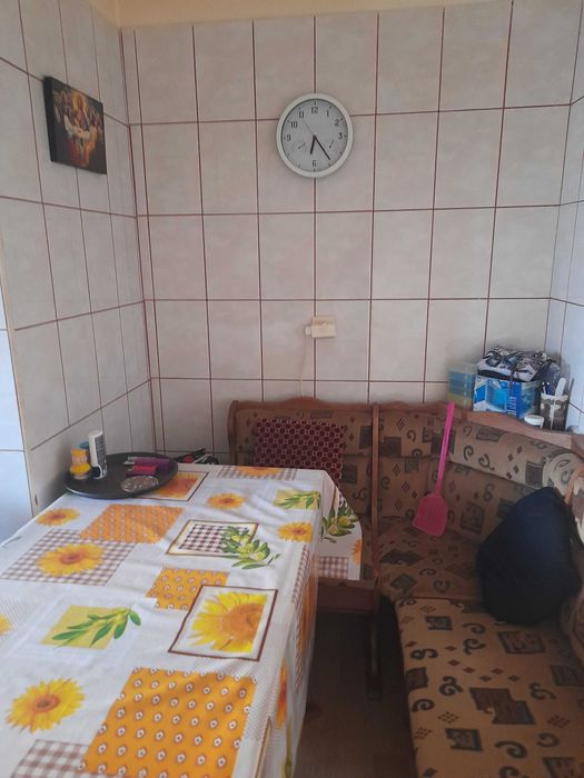 Schimb locuința. Schimb   Apartament cu garsoniera plus diferenta.