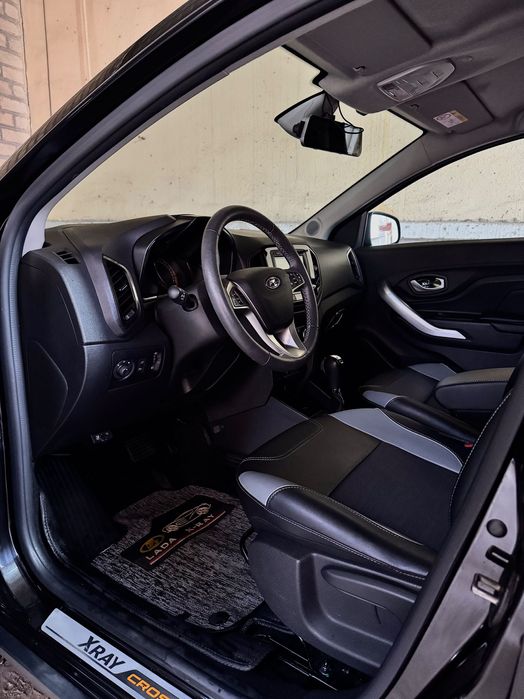 Продается Lada Xray Cross 2020