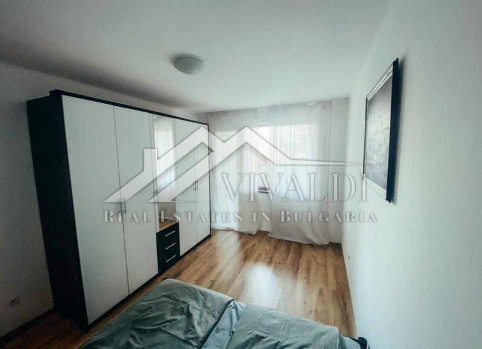 Дава се под наем Двустаен апартамент в Варна, Център - 67 кв.м за 648.21 € - Снимка #4