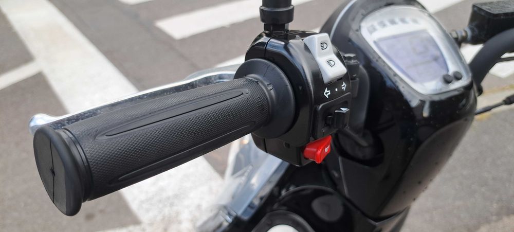 Sym Mio 50i / 2022 / Euro 5 / Carte RAR + Garantie !