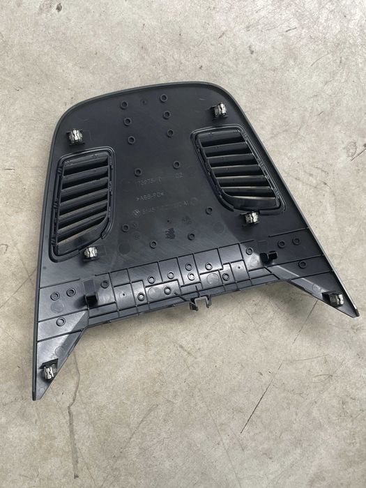 capac central plansa bord Bmw seria 5 G30 - G31, 6 G32 cod 6821112