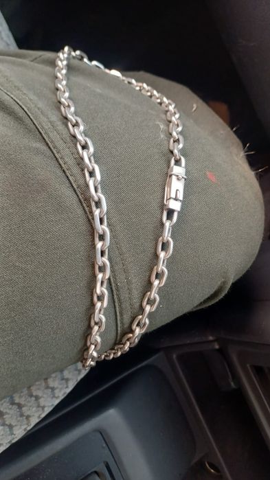 Продам серебряную цепь