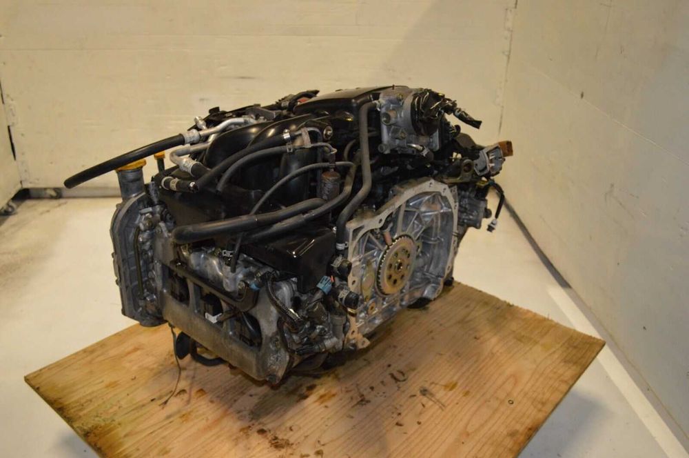 EZ30 Subaru Двигатель