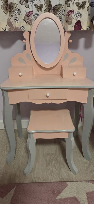 Детска дървена тоалетка