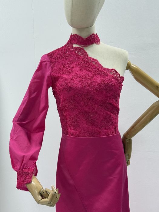 Элегантное вечернее платье