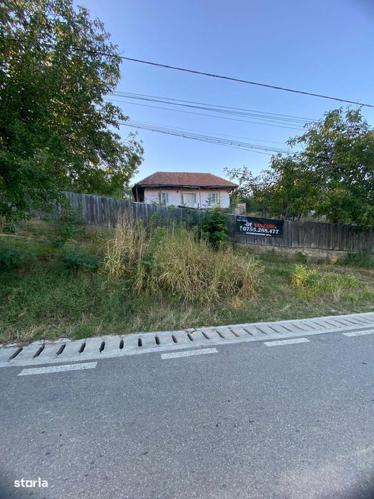 Teren de vanzare in Sarata