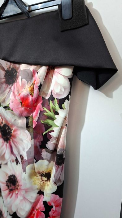 Ликвидация-By Very елегантна миди рокля с флорален принт паднало рамо