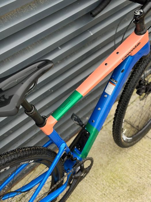 Bicicleta Gravel Cannondale Topstone Carbon 2 Lefty