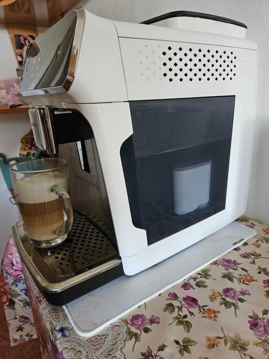Espressor automat Philips EP2333/40 seria 2300, LatteGO (Garantie 1 An Emag)