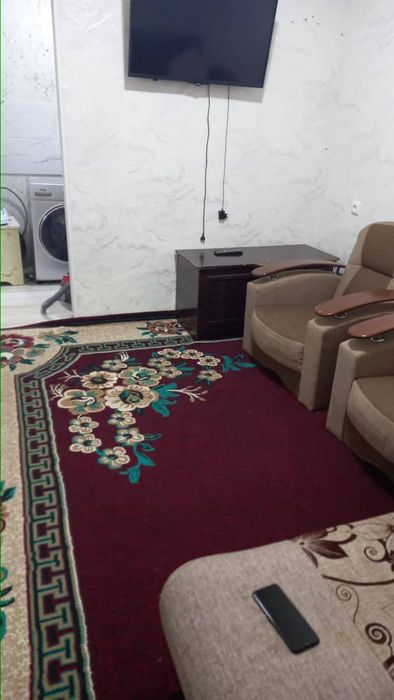 Куйлук 1массивда 1хонали новостройка квартира ижарага берилади