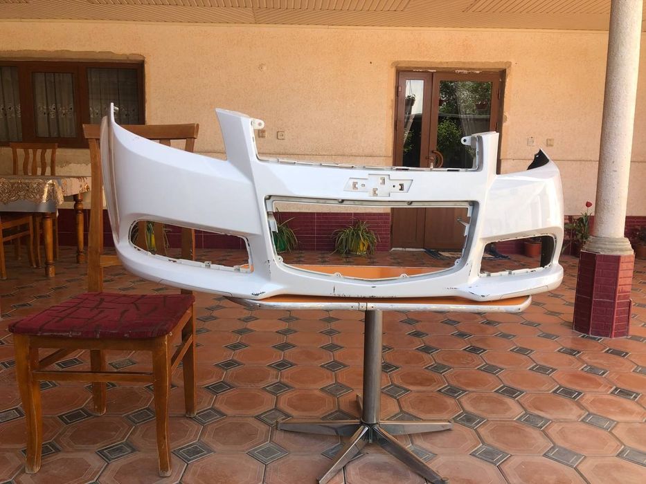 Бамфер сотилади нехиа 3