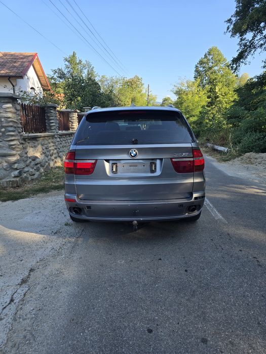 BMW x 5 an 2010 e
