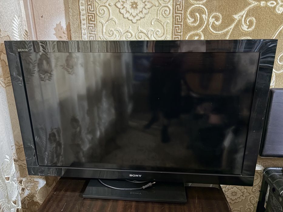 Продам SONY BRAVIA KLV-40BX400 (40” FULL HD)