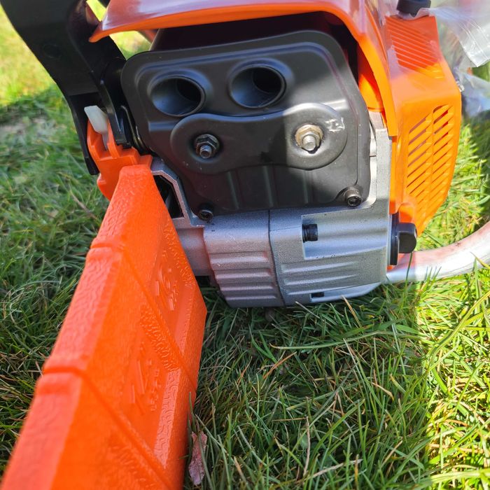 Моторна резачка Husqvarna 365 ,нова