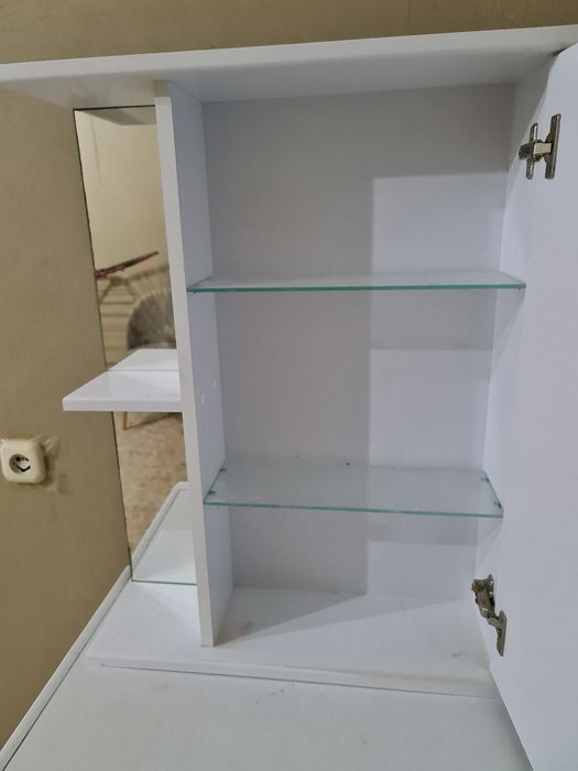 Продам зеркало шкаф