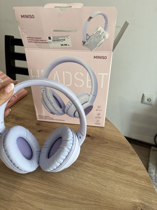 Безжични слушалки MINISO – чисто нови, неизползвани