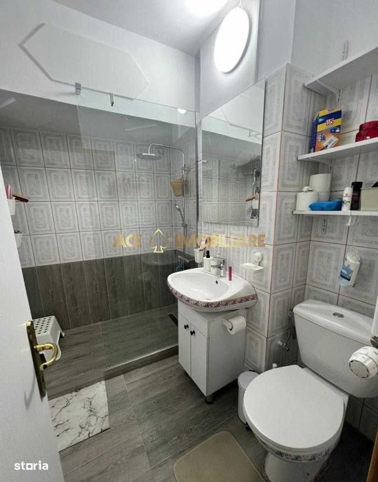 3 Camere de inchiriat | Mosilor | Metrou | Mobilat | Utilat
