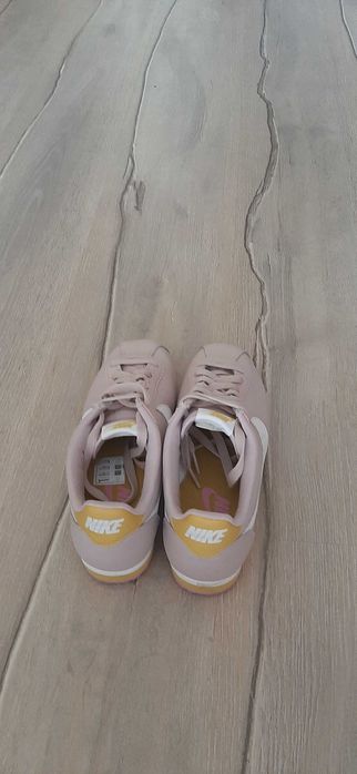 Дамски маратонки