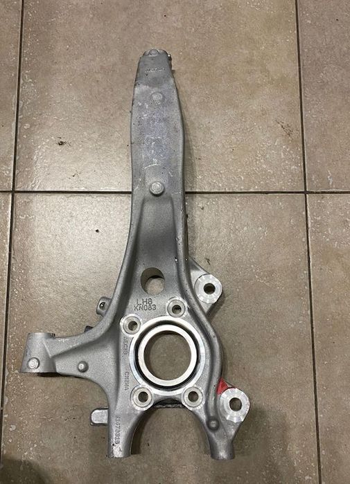 Brat fuzeta stanga fata Volvo S60 V60 2019+  31476315