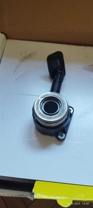 Съединител Volvo v50