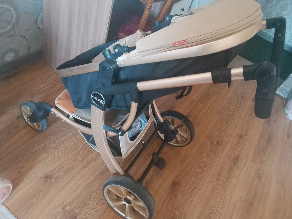 Продам коляску Aimile 2в1