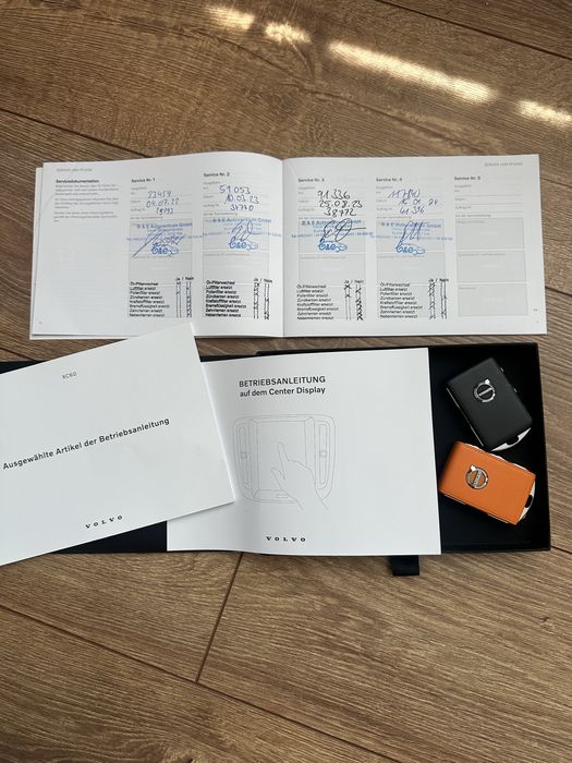 Volvo xc 60 , model 2022