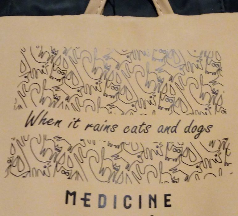 Мъжко бежаво есенно яке Medicine, водоустойчиво, размер  L - 100лв.