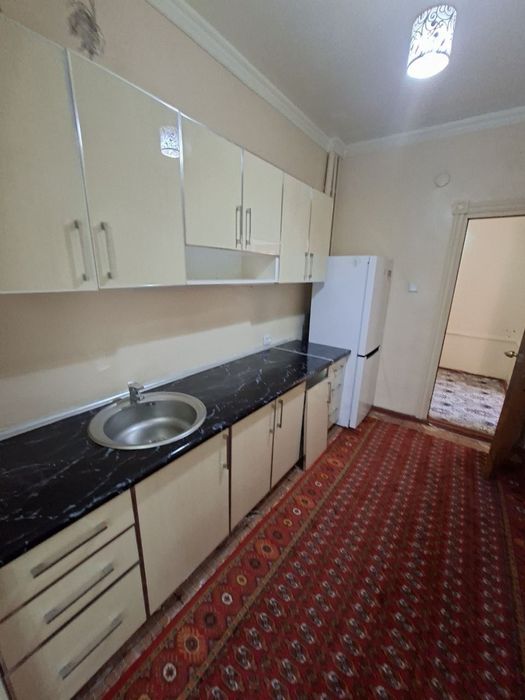 Юнусабад- 4 квартал 2/2/4 77 серия кирпич 54м2 ор-тир Бейуглу