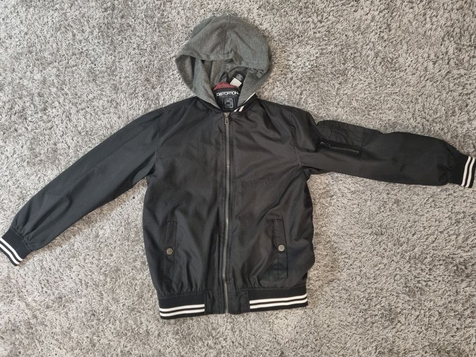 Две якета за момче