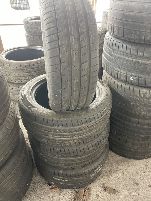 Летни гуми Рънфлат 245/50/18 КАТО НОВИ 2020г