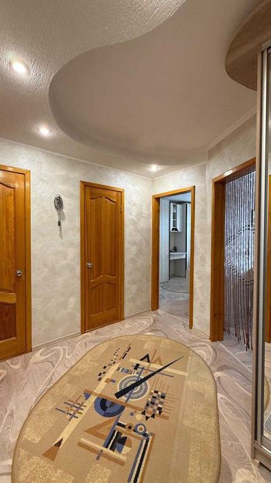 Продам 3-комн квартиру в Центре