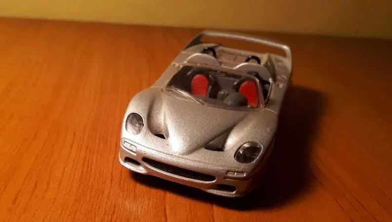 Macheta Ferrari & BMW