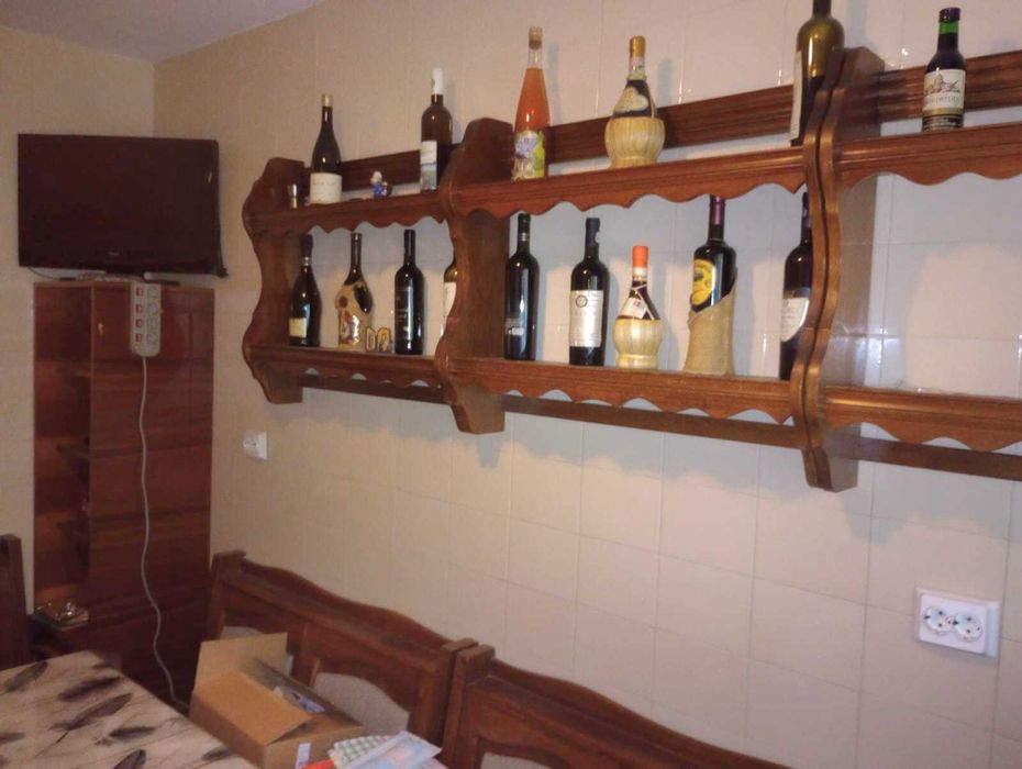 Inchiriez apartament 3 camere in Drumul Taberei - la 5 min. de metrou.