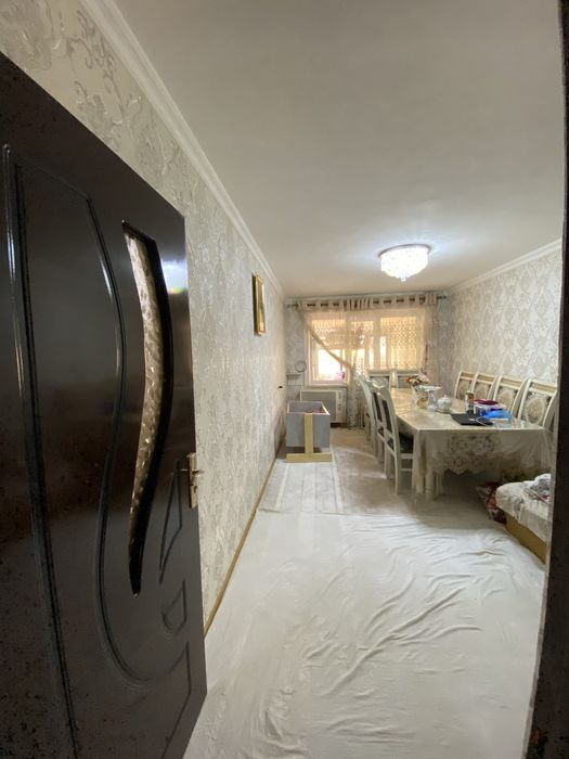 3 xonalik kvartira sotiladi 4 xona qilingan manzil Sagidana Parij