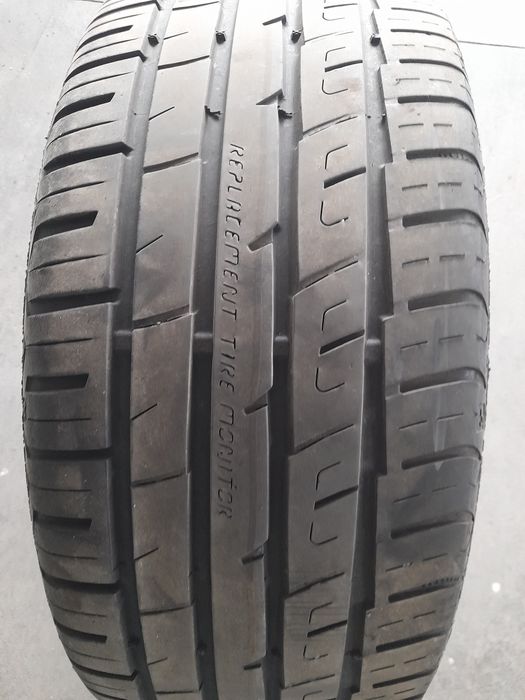 De vănzare un set de jante Aluminiu + Anvelope 225/45/R17 Dot / 202