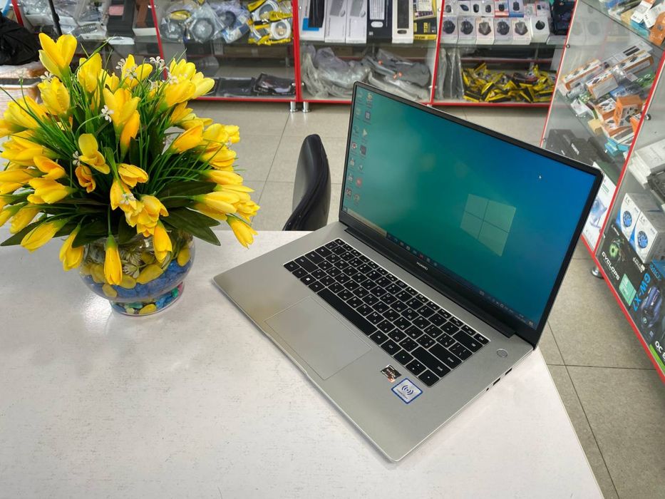 Huawei  ryzen 5 eng soʻnglaridan