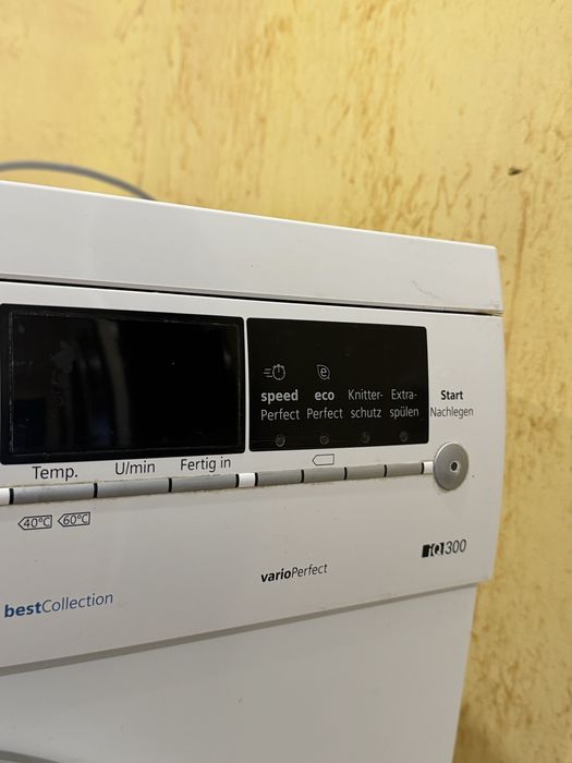 Продавам пералня Siemens.