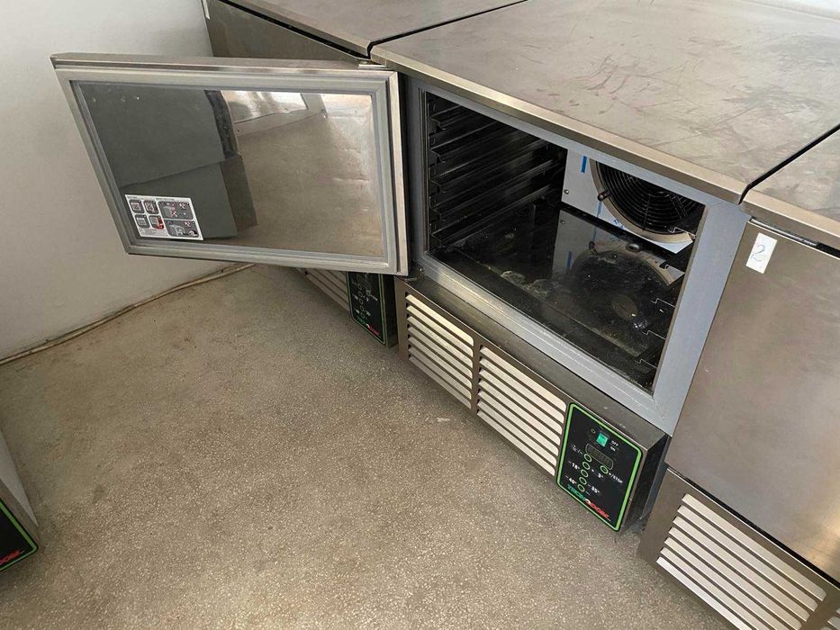 Оборудване для замразени храни